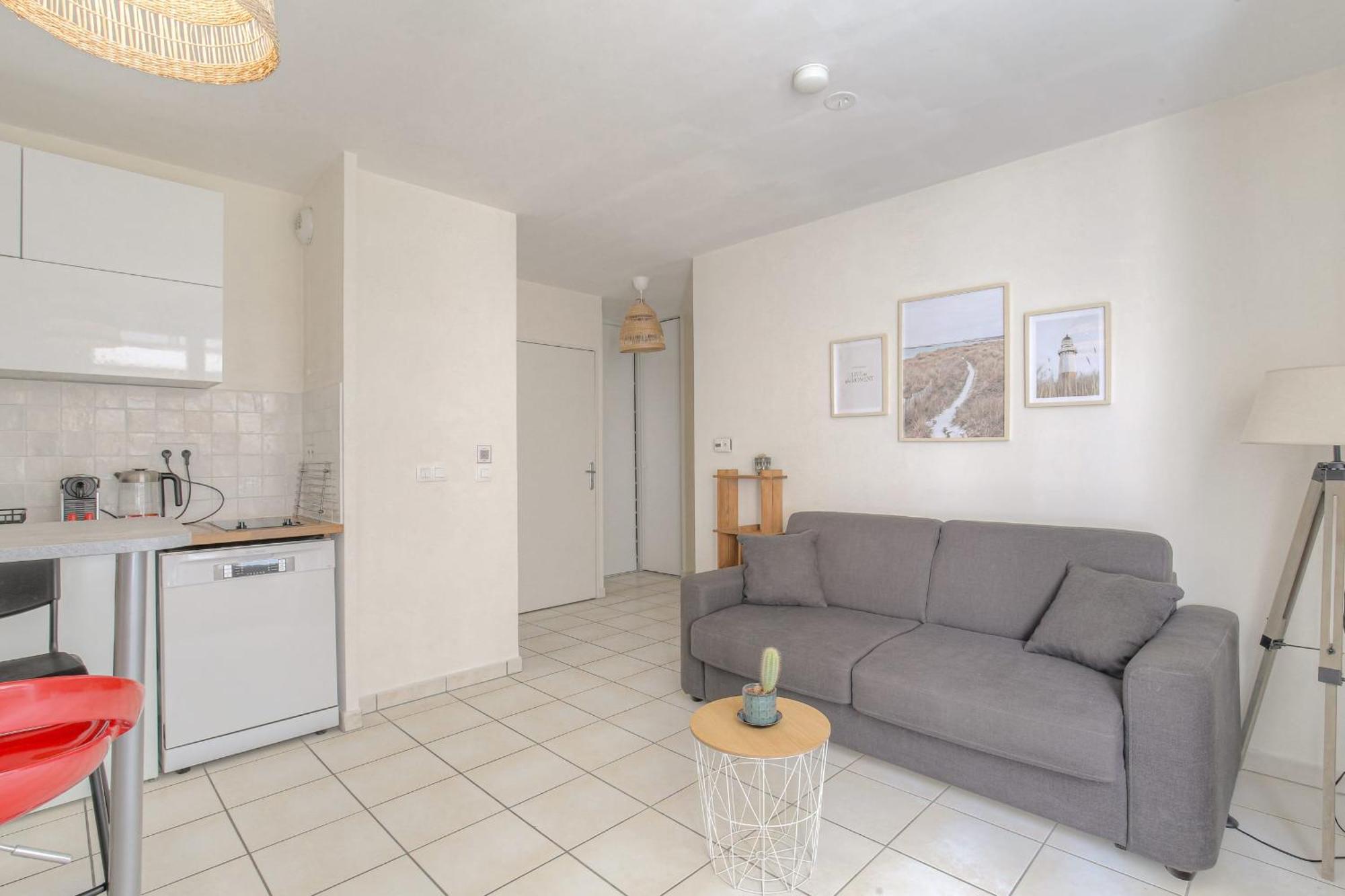 Le Calme Et Cosy Avec Parking Gratuit Apartment Lyon Ngoại thất bức ảnh